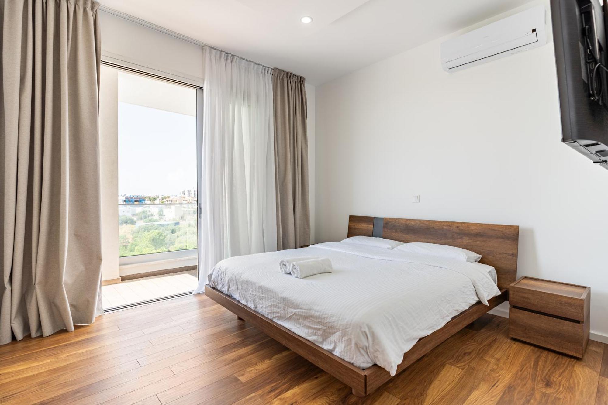 Yamas Urban Living Zakaki Pool Penthouses & Apartments リマソール エクステリア 写真