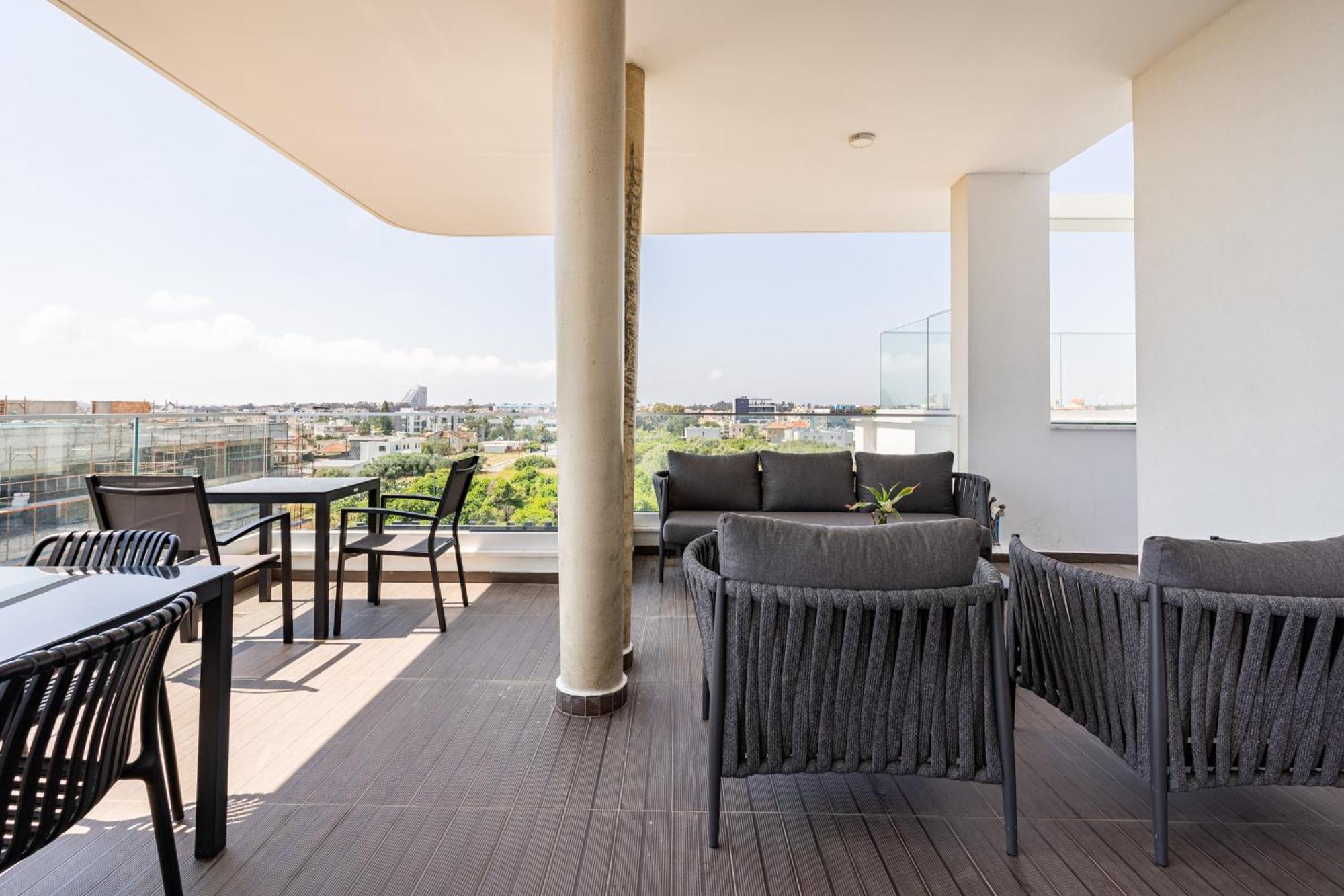 Yamas Urban Living Zakaki Pool Penthouses & Apartments リマソール エクステリア 写真