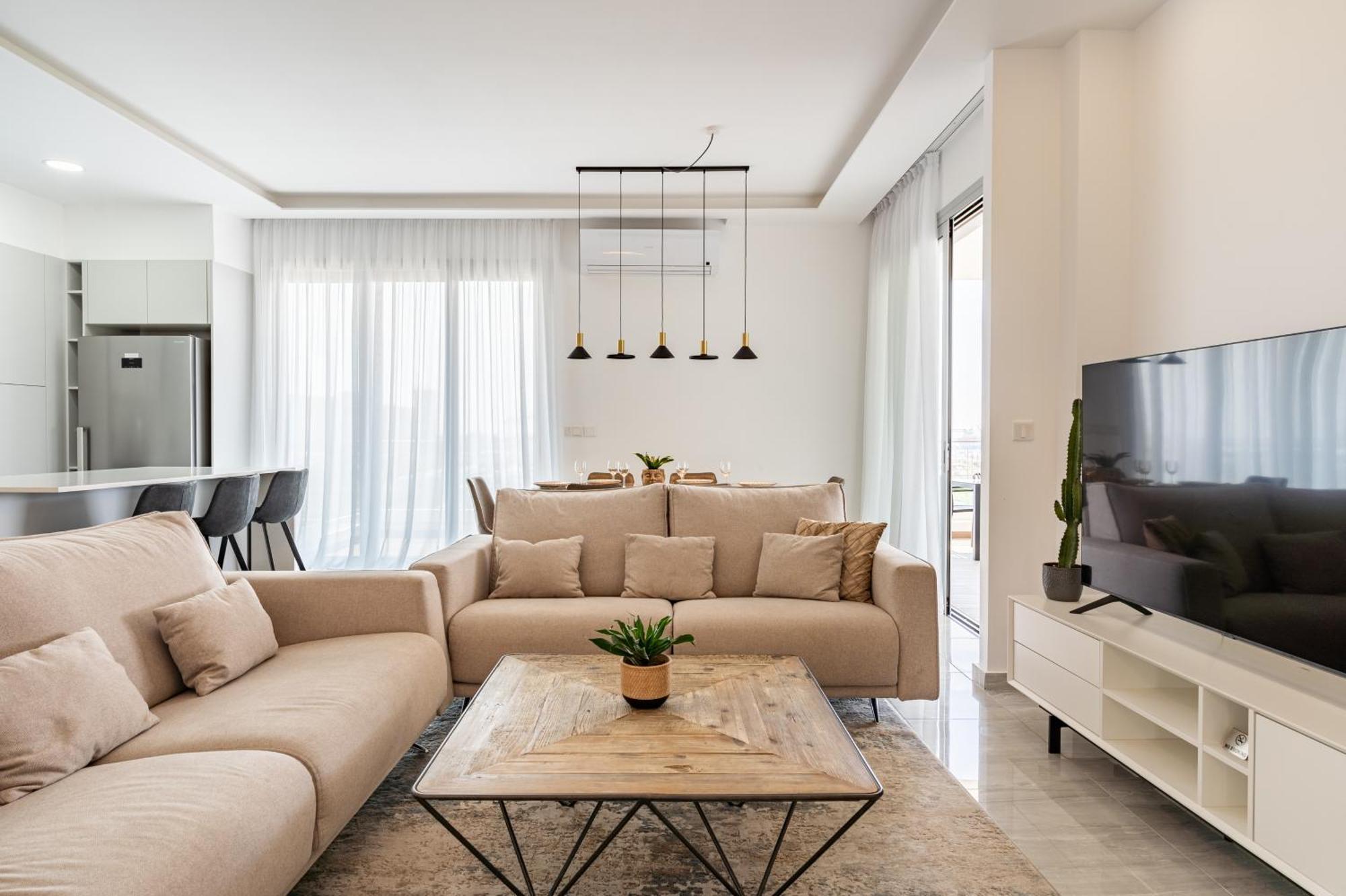 Yamas Urban Living Zakaki Pool Penthouses & Apartments リマソール エクステリア 写真